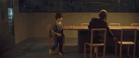 기생충 GIFs .